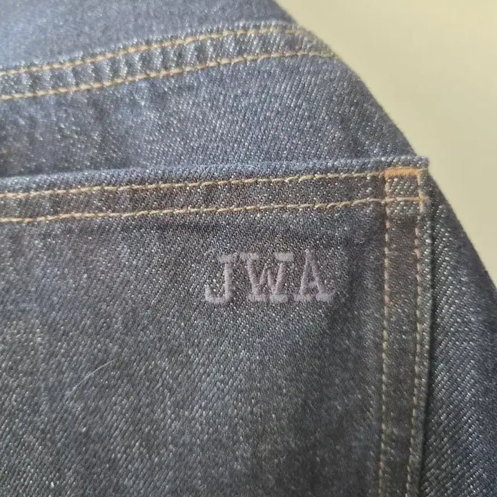 [BUNJANG] Uniqlo x JWA Straight Jeans 34 Blue / 유니클로 JWA 스트레이트진 34 68블루