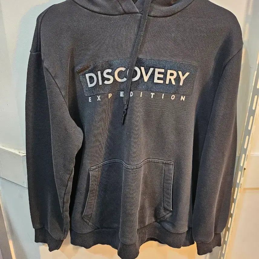 [BUNJANG] Discovery Expedition Black Hoodie / <만원빈티지>디스커버리 블랙 후드티
