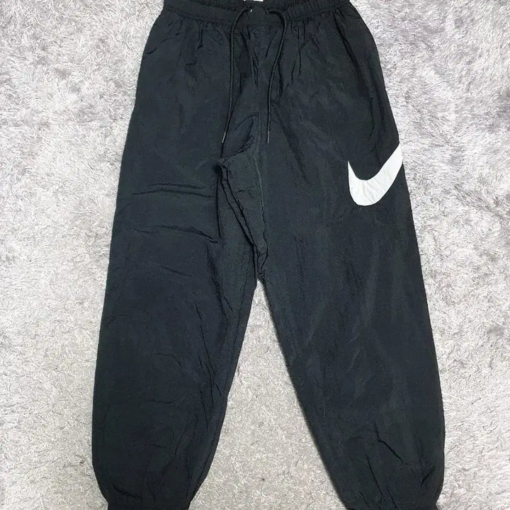[BUNJANG] Nike Big Swoosh Woven Jogger Pants Black / 나이키 바지 빅스우시 우븐 조거 팬츠 블랙 m