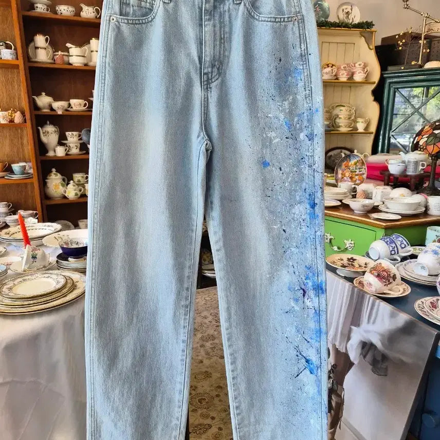 [BUNJANG] Painting Denim Jeans Light Blue / 페인팅 데님 청바지 라이트블루