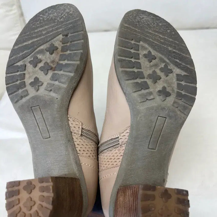 [BUNJANG] Beige Ankle Boots / 베이지색 앵클 부츠