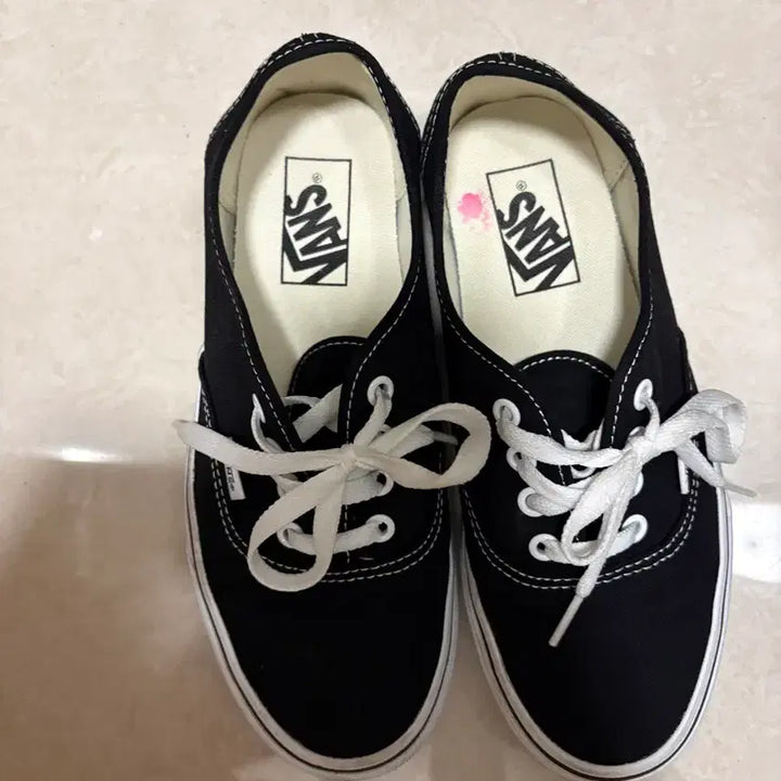 [BUNJANG] Vans Authentic 235 Black / 반스 어센틱 235
