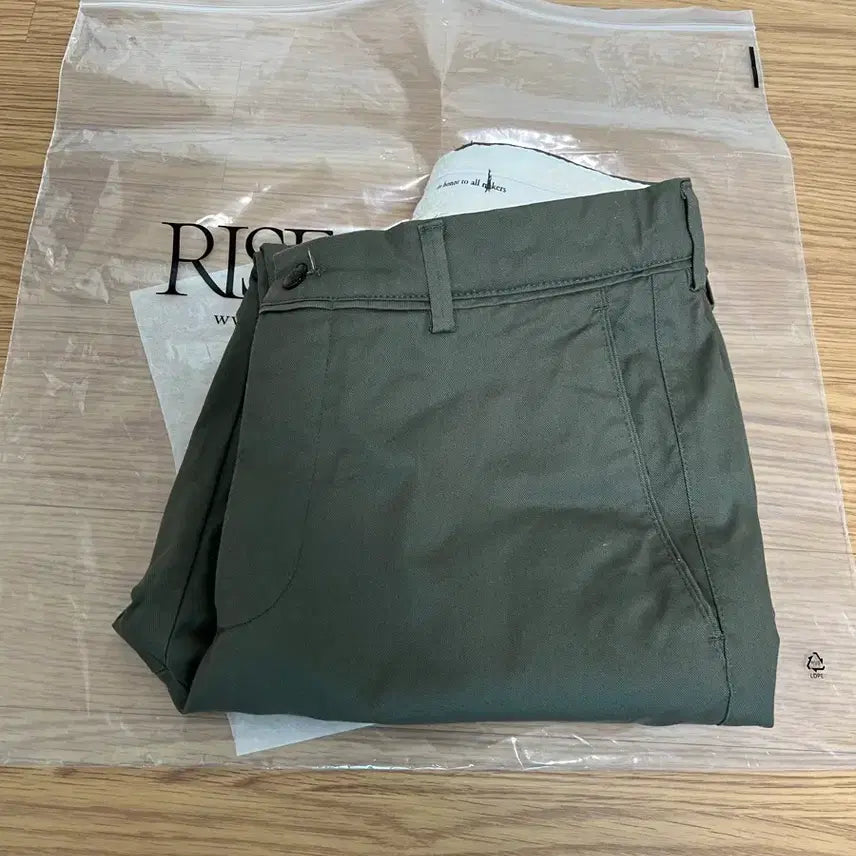 [BUNJANG] Rize and Below Authentic 265 Supima Chino Pants (Olive, Size 29) / 라이즈앤빌로우 어센틱 265 치노팬츠 (올리브, 29사이즈)