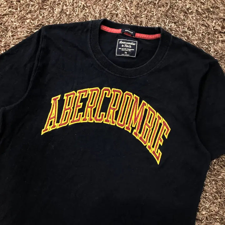 [BUNJANG] Abercrombie &amp; Fitch Short Sleeve T-Shirt XS / XS 아베크롬비 반팔 티셔츠