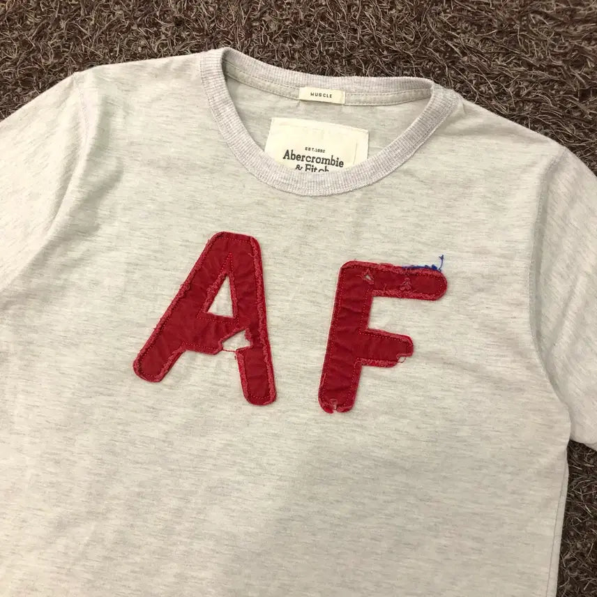 [BUNJANG] Abercrombie &amp; Fitch Short Sleeve T-Shirt / M 아베크롬비 반팔 티셔츠