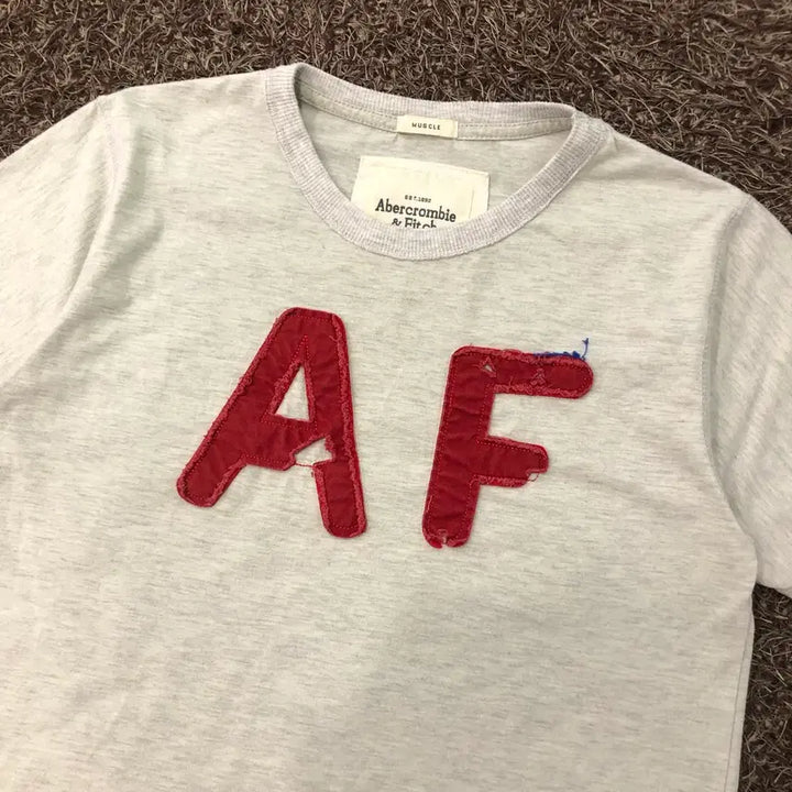 [BUNJANG] Abercrombie &amp; Fitch Short Sleeve T-Shirt / M 아베크롬비 반팔 티셔츠