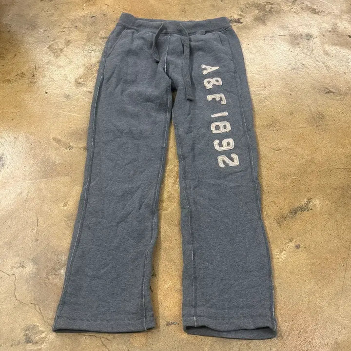 [BUNJANG] Abercrombie Grey Sweatpants / [정품/M] 아베크롬비 회색 그레이 트레이닝 바지
