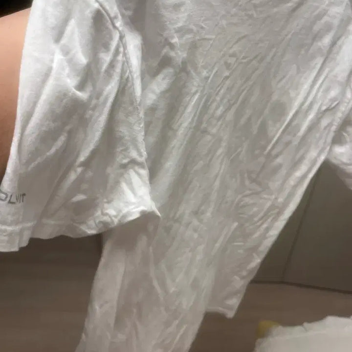 [BUNJANG] White Summer Short-Sleeve T-Shirt / 흰 여름 반팔티