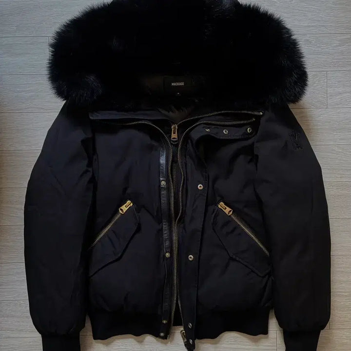 [BUNJANG] Mackage Dixon Black Gold 23FW Size 38 Jacket / 맥케이지 딕슨 23fw 38사이즈