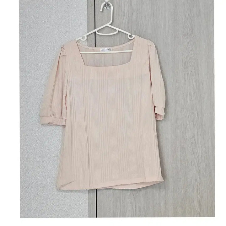 [BUNJANG] Beige Short Sleeve T-Shirt - New with Minor Stain / (77~99) 베이지 반팔 새상품 판매합니다