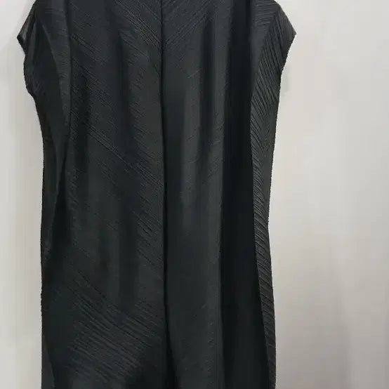 [SOLD OUT] 블랙 플리츠 롱 원피스