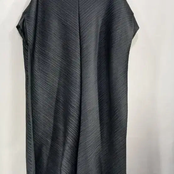 [SOLD OUT] 블랙 플리츠 롱 원피스