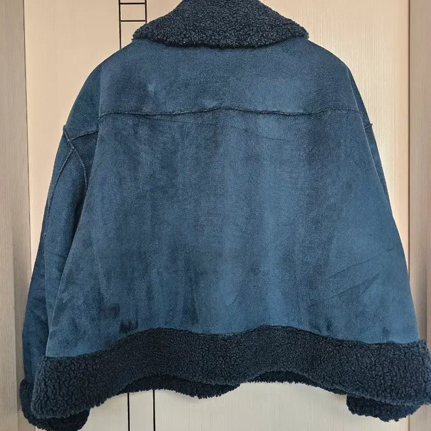 [BUNJANG] Rienda Reversible Fleece Jacket / 리엔다 양면 뽀글이 자켓