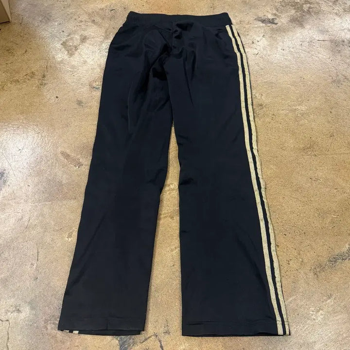 [BUNJANG] Adidas Black &amp; Gold 3-Stripes Track Pants / [정품/85] 아디다스 검금 블랙 금색 삼선 트레이닝 바지