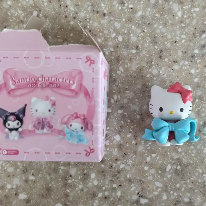 [BUNJANG] Sanrio Lovely Ribbon Series Hello Kitty Figure / [새상품] 산리오 러블리 리본 시리즈 헬로키티 피규어