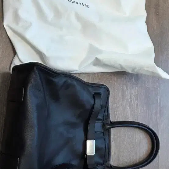 [BUNJANG] Brown Yak Leather Buckle17 Shoulder Bag / 브라운야드 레더 버클17 백(Buckle17)