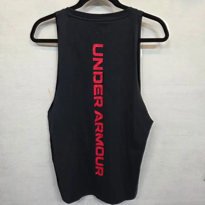 [BUNJANG] Under Armour Baseline Sleeveless Tank Top (M) / 언더아머 베이스라인 민소매나시 탱크탑 m
