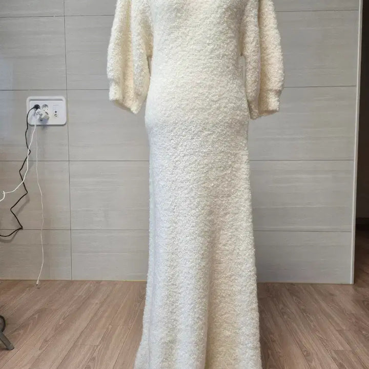[BUNJANG] Less Beige Knit Long Dress / (레스베이지) 뽀송 니트 롱원피스 (새상품)