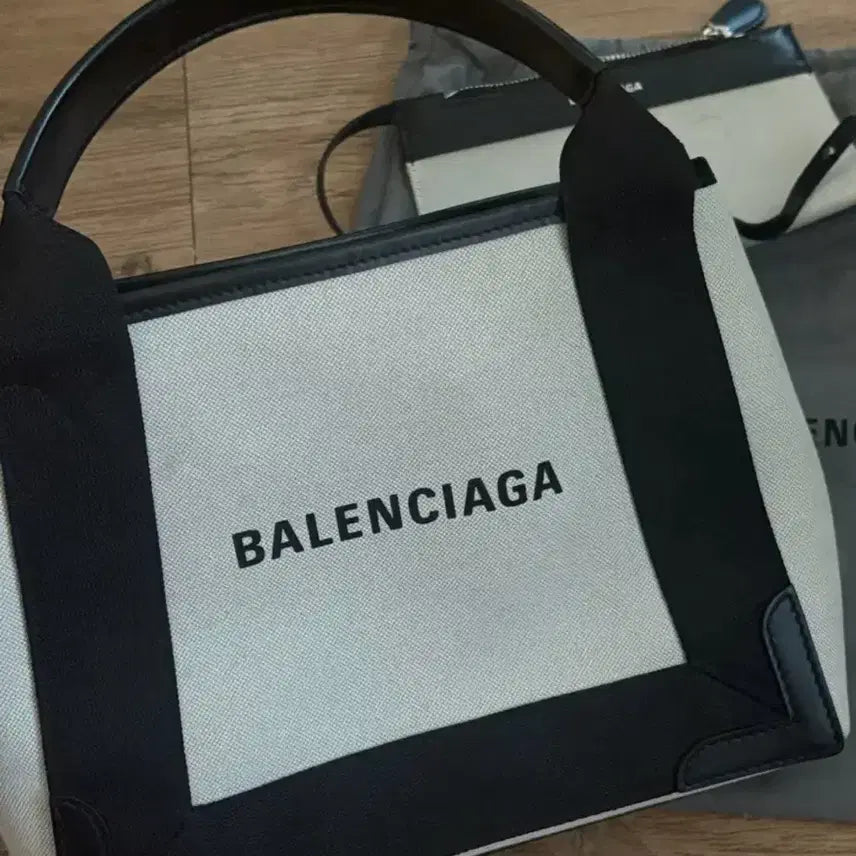 [BUNJANG] Balenciaga Cabas XS Tote Bag / 발렌시아가 카바스 xs