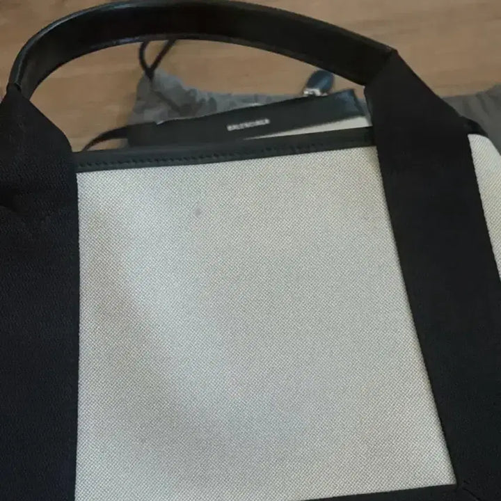 [BUNJANG] Balenciaga Cabas XS Tote Bag / 발렌시아가 카바스 xs