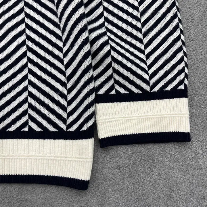 [BUNJANG] Songzio Pattern Wool Knit / 105 송지오 패턴 울 니트