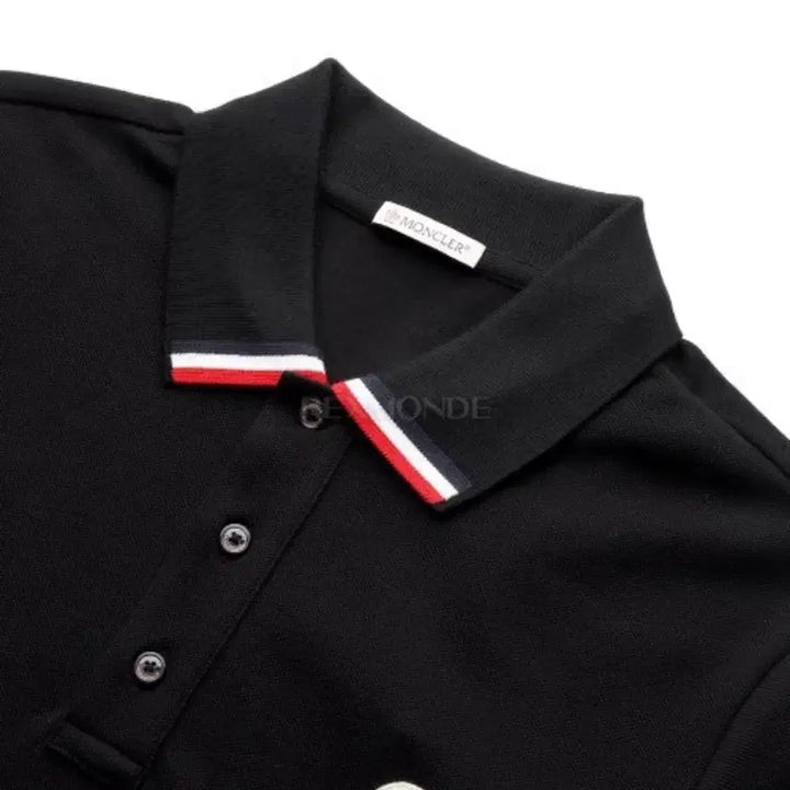 [BUNJANG] Moncler Black Polo Shirt Size 95 / 몽클레어 블랙 카라티 블랙 95사이즈 팝니다