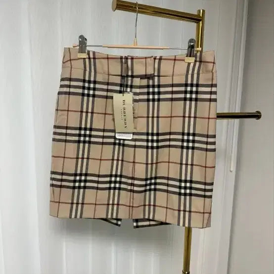 [BUNJANG] Burberry Check Mini Skirt / 정품 버버리 체크 미니스커트(새상품)