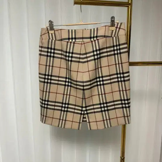 [BUNJANG] Burberry Check Mini Skirt / 정품 버버리 체크 미니스커트(새상품)