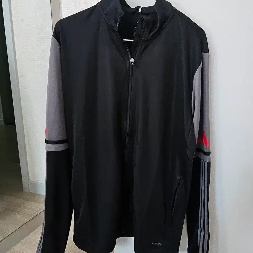 [BUNJANG] Adidas Black Training Jersey / 아디다스 상의,저지, 트레이닝복, M,L