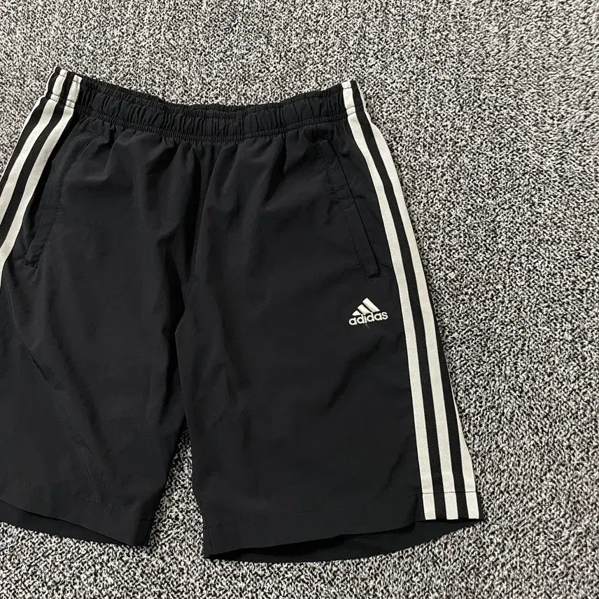 [BUNJANG] Adidas 3-Stripes Woven 5-Part Shorts / 빈티지9. 아디다스 삼선 3-스트라이프 우븐 바스락 5부 반바지 숏팬츠