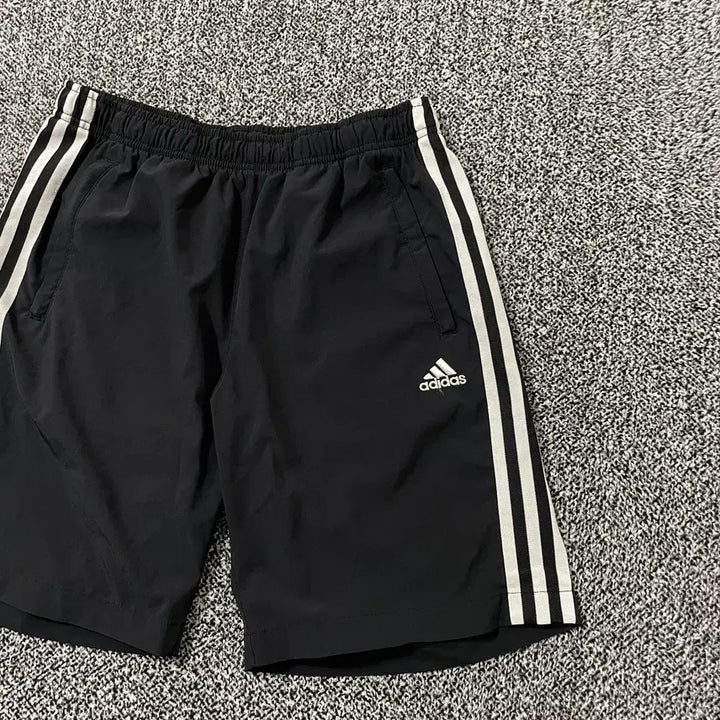 [BUNJANG] Adidas 3-Stripes Woven 5-Part Shorts / 빈티지9. 아디다스 삼선 3-스트라이프 우븐 바스락 5부 반바지 숏팬츠