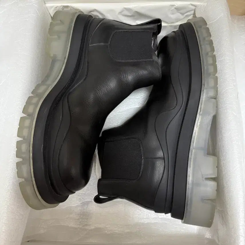 [BUNJANG] Bottega Veneta Tire Boots Clear Sole / 보테가베네타 타이어부츠 클리어솔(44)
