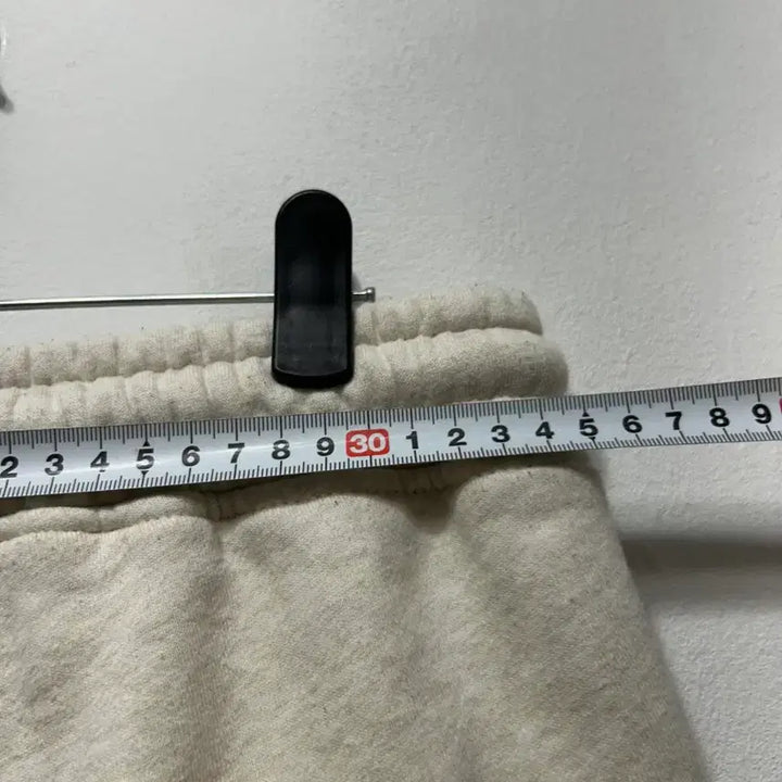 [BUNJANG] New Era Jogger Pants Training Wear Size S / 뉴에라 조거 바지 팬츠 트레이닝복 S