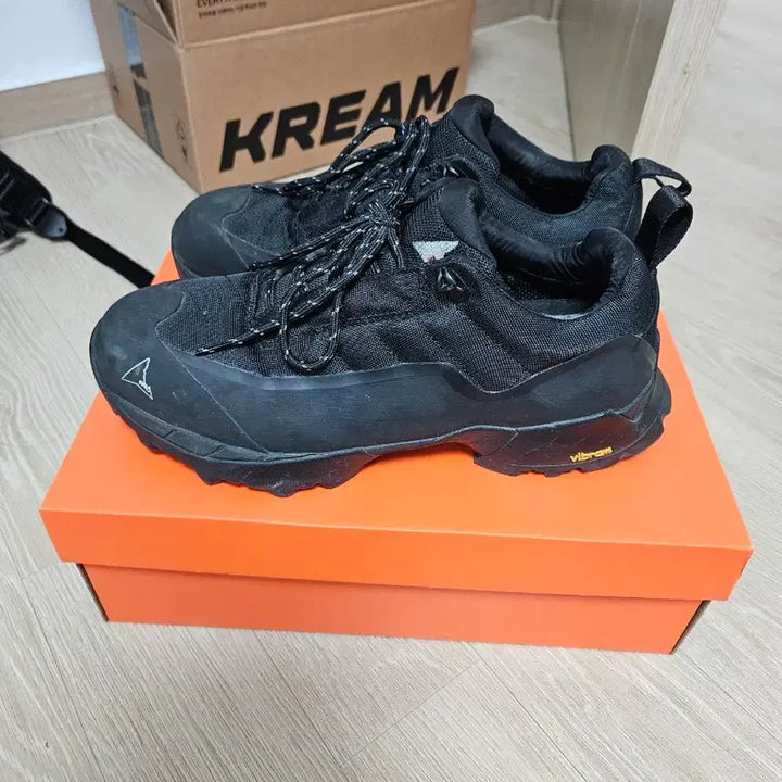 [BUNJANG] ROA Hiking Katanra Black EU42.5 (270mm) / 로아 하이킹 카타리나 블랙 EU42.5(270mm)