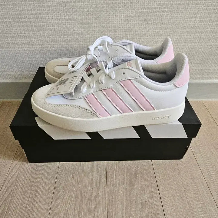 [BUNJANG] Adidas Tennis Shoes White Pink Size 240 / 아디다스 테니스화 240