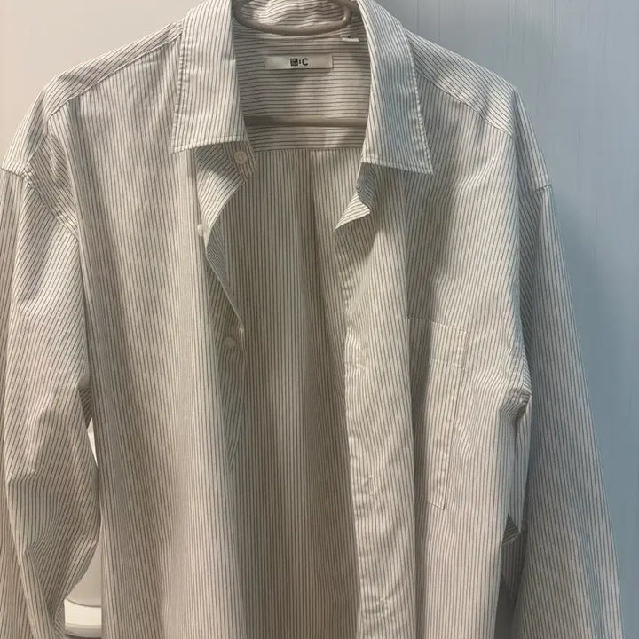 [BUNJANG] Uniqlo C Stripe Shirt - Size M / 유니클로 C 스트라이프 셔츠 M