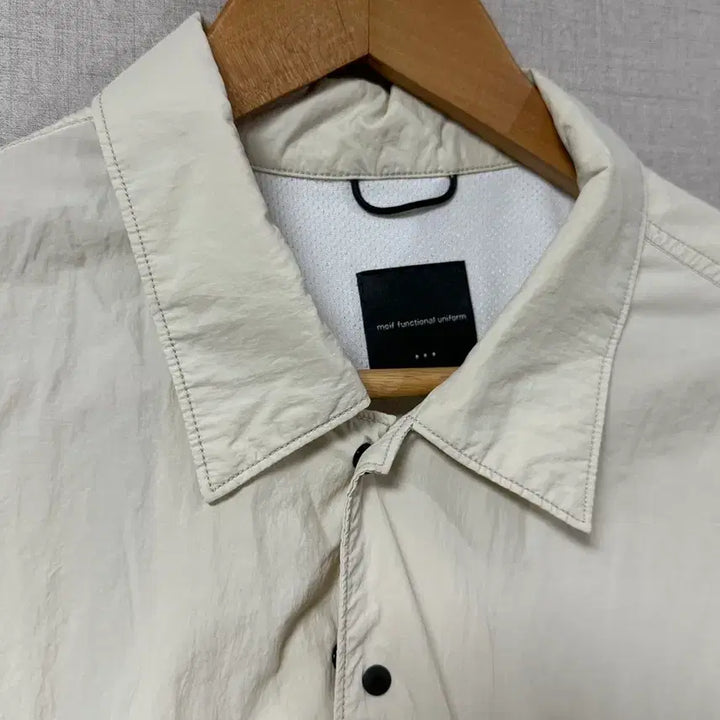 [BUNJANG] Moif Hiker Half Shirt L Size / 모이프 하이커 하프 셔츠 마요 L size