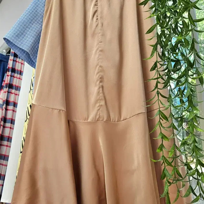 [BUNJANG] Satin Flare Long Skirt / 새틴 플레어 롱스커트(66)