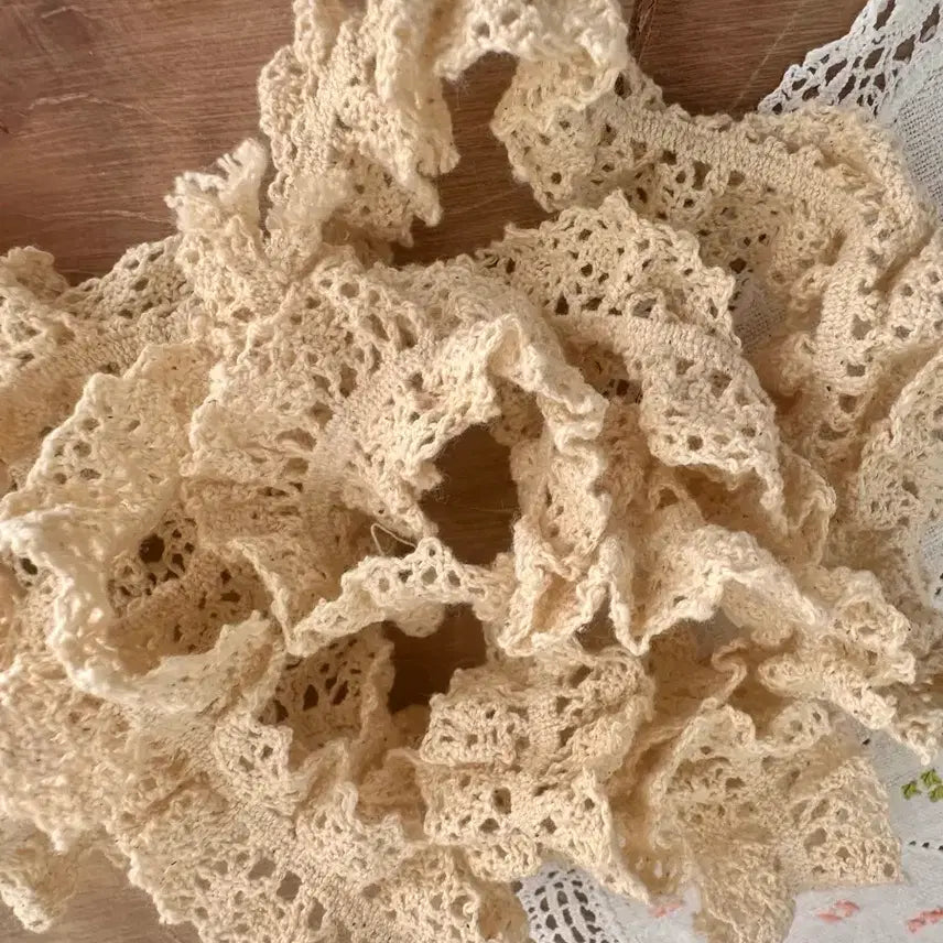 [BUNJANG] Vintage Lace with Shirring Detail, Light Beige / 빈티지레이스 셔링디테일 연베이지