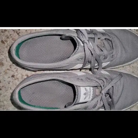 [BUNJANG] Adidas Three-Stripes Gray Sneakers Size 270 / 아디다스 삼선 회색 스니커즈 270사이즈입니다