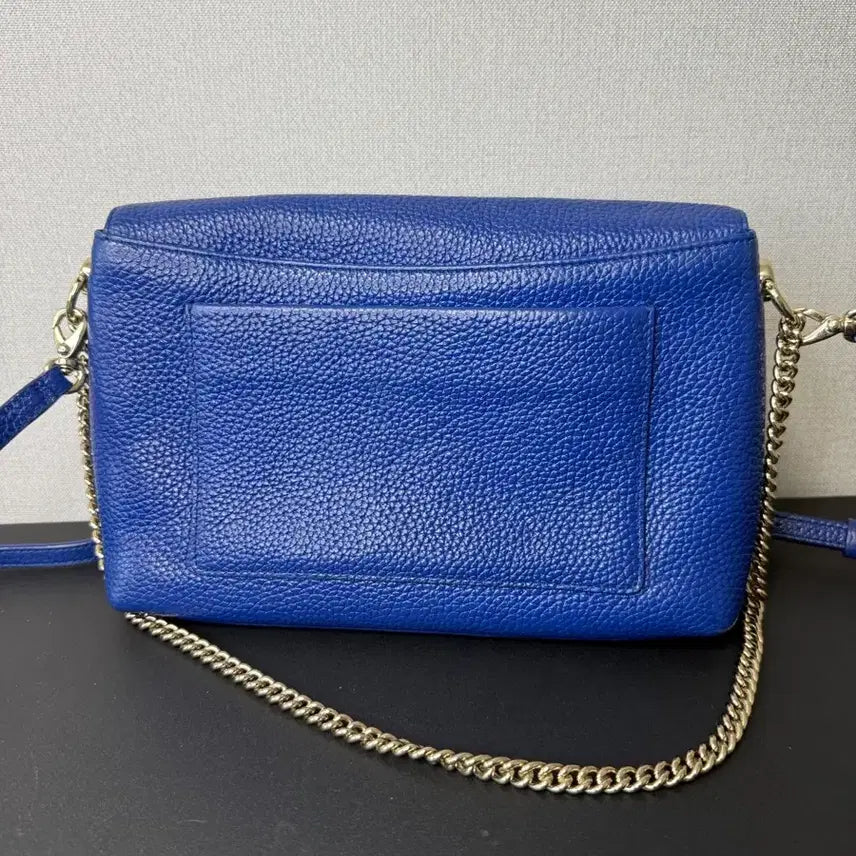 [BUNJANG] Metrociti Logo Emblem Chain Crossbody Bag / 메트로시티 로고 엠블럼 체인 크로스백