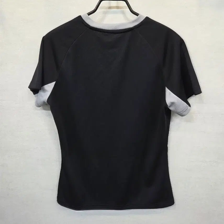 [BUNJANG] Mizuno Striped Functional Short Sleeve T-Shirt / 미즈노 사선 스트라이프 기능성 반팔 95