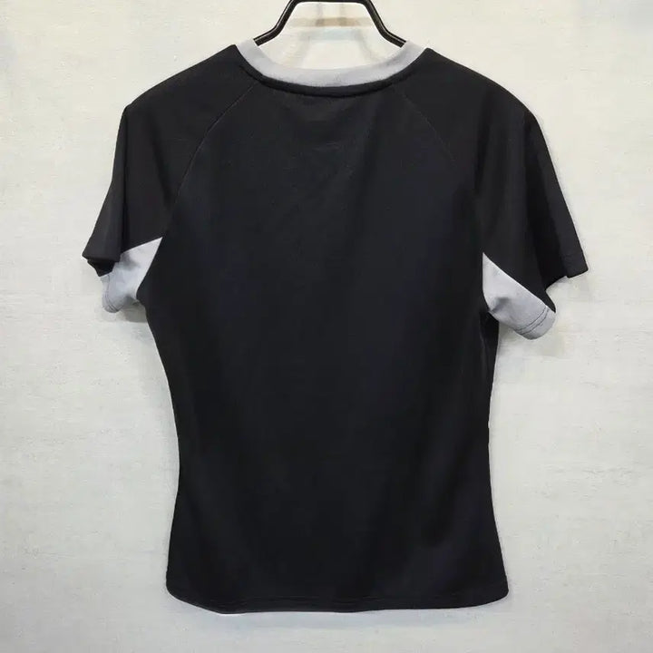[BUNJANG] Mizuno Striped Functional Short Sleeve T-Shirt / 미즈노 사선 스트라이프 기능성 반팔 95