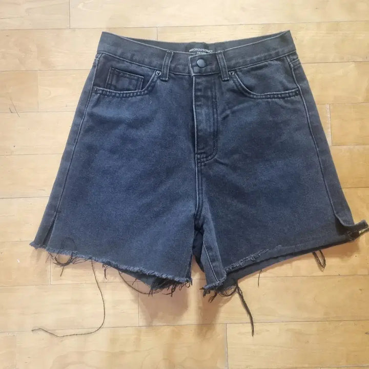 [BUNJANG] TheOpen Product Black Denim Cut-off Hem Jeans (Size S) / 더 오픈 프로덕트 데님 블랙 s