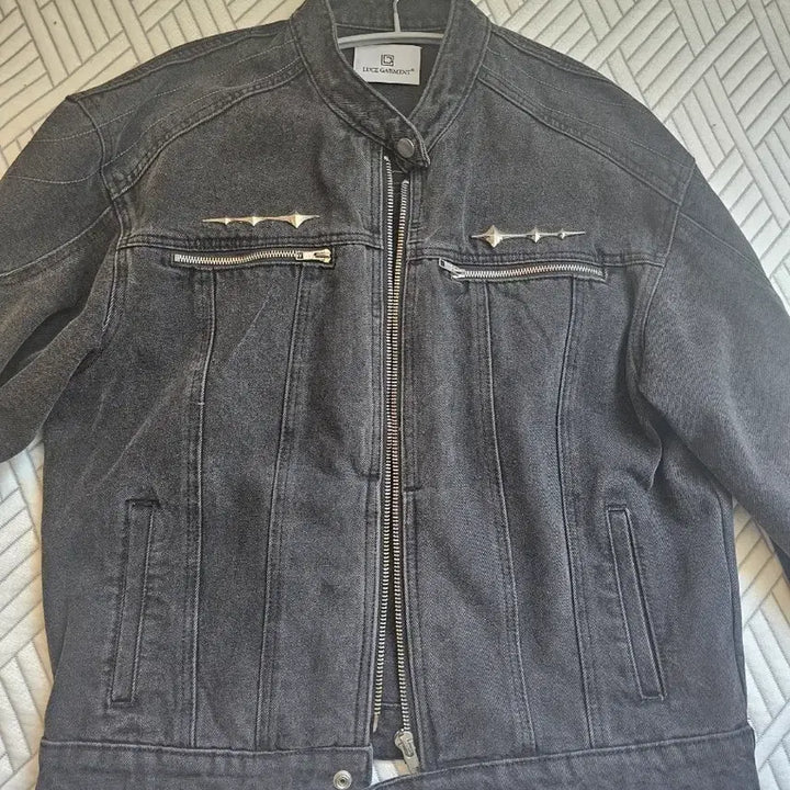 [BUNJANG] Black Denim Jacket / 인스타 유명인들이 많이 입은 데님 흑청자켓 판매합니다