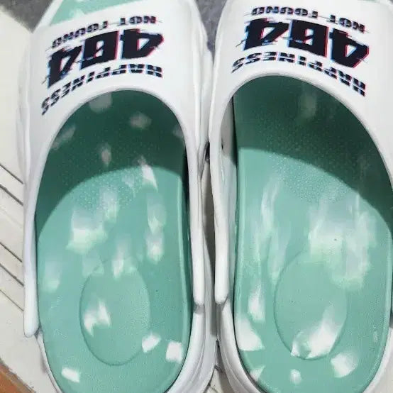 [BUNJANG] Unisex White Slippers with Mint Soles (Size 260) / 흰색 슬리퍼 민트색  260  남녀공용