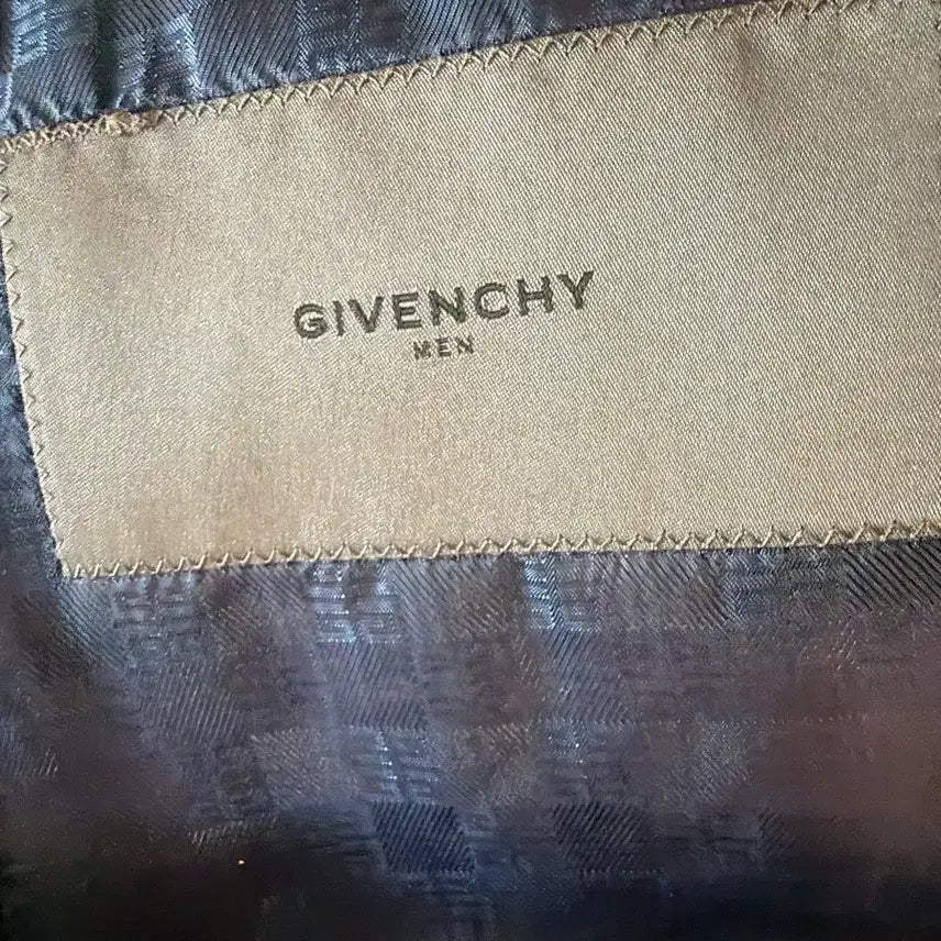 [BUNJANG] Givenchy Navy Men&