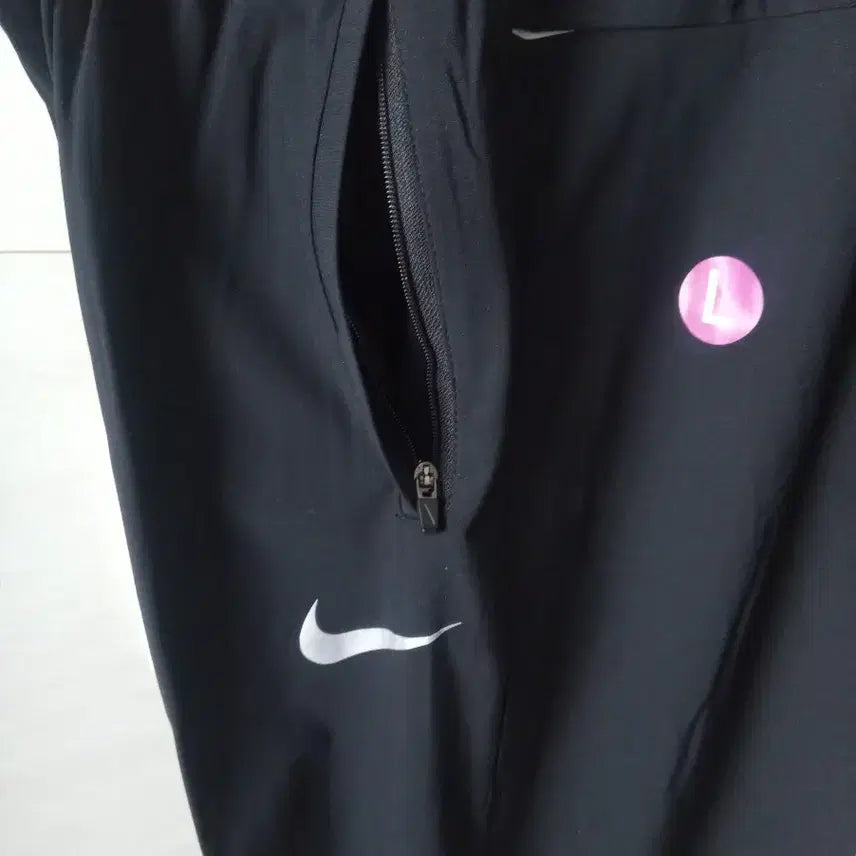 [BUNJANG] Nike Dri-FIT Cooling Training Pants L Black / 나이키 드라이핏 여름용 냉감팬츠 L 블랙 새상품