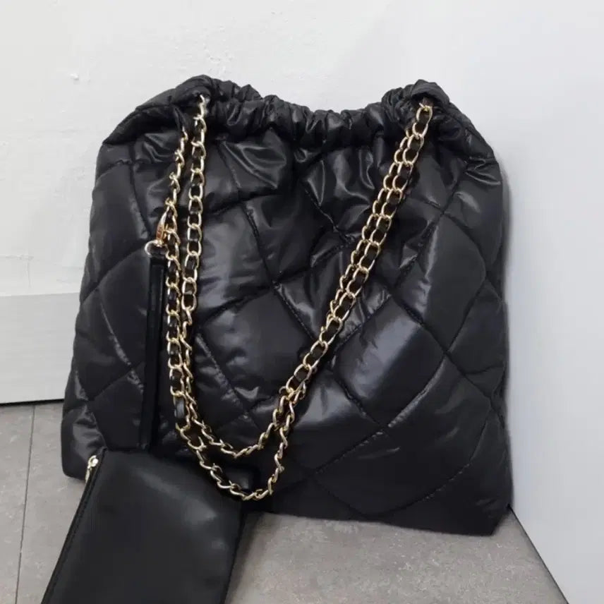 [BUNJANG] Sherbet Quilted Padded Chain Shoulder Bag / 셔벗 퀼팅 패딩 체인 숄더백