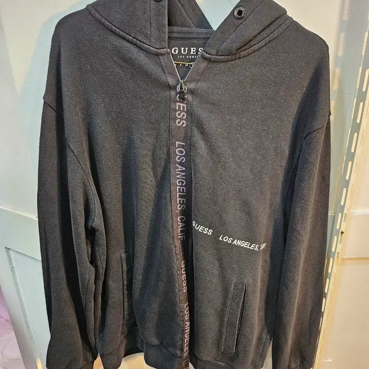 [BUNJANG] Guess Black Los Angeles Hoodie Zip-up L Size / <만원빈티지>게스 블랙 후드집업 로스앤젤레스